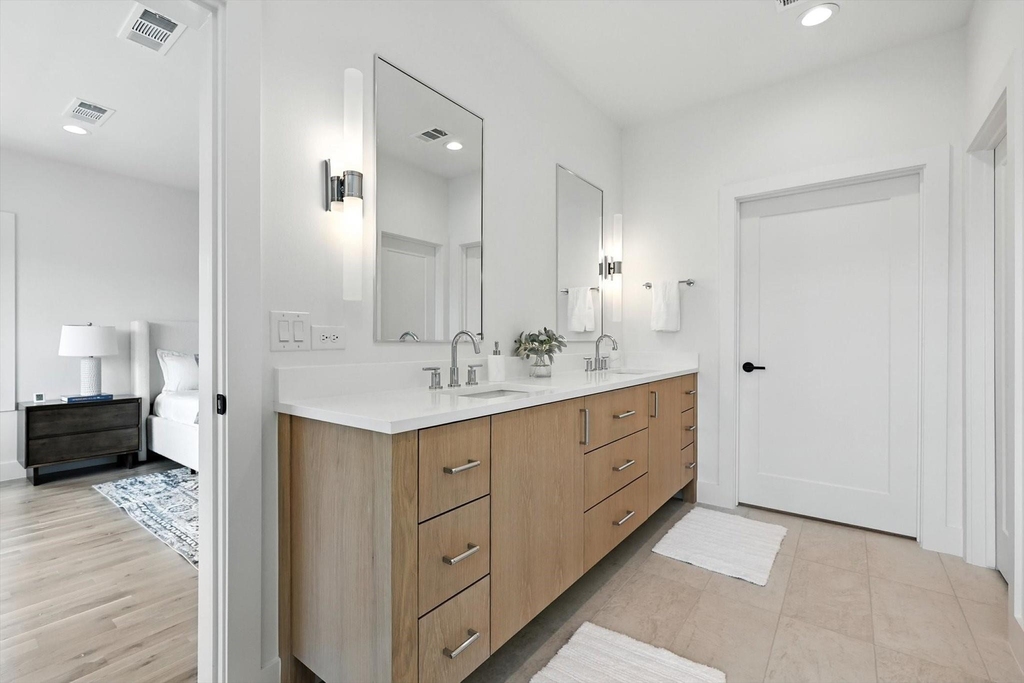 4604 Hopkins - Photo 20