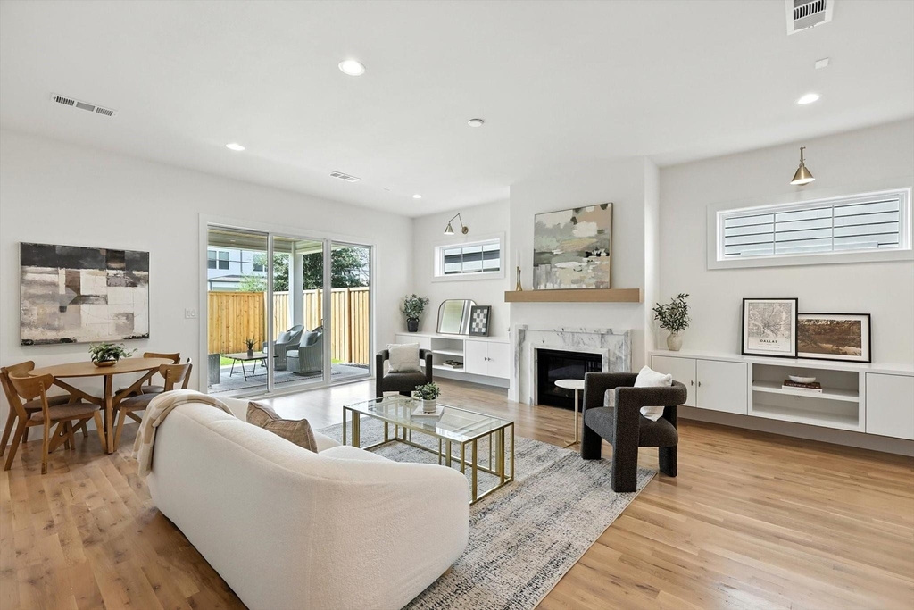 4604 Hopkins - Photo 8