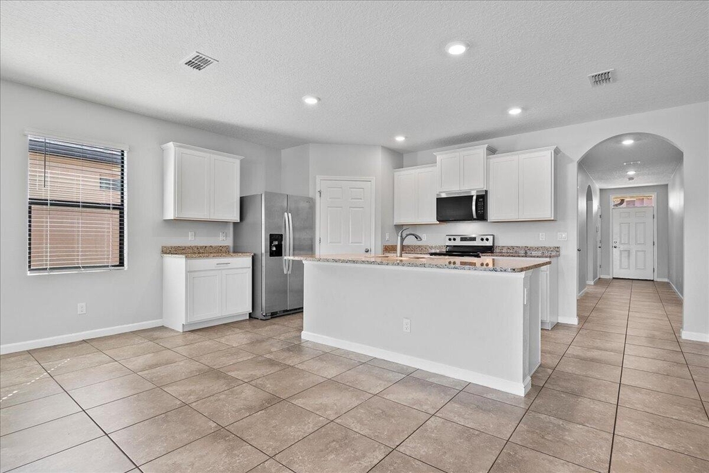 6270 Nw Regent Street - Photo 3