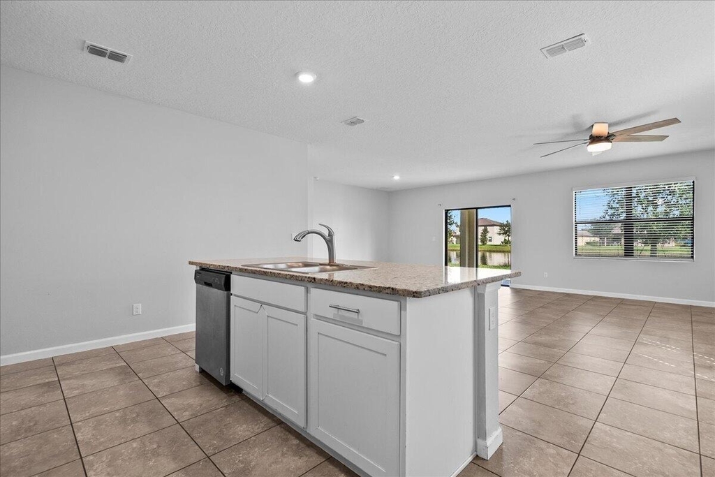 6270 Nw Regent Street - Photo 5