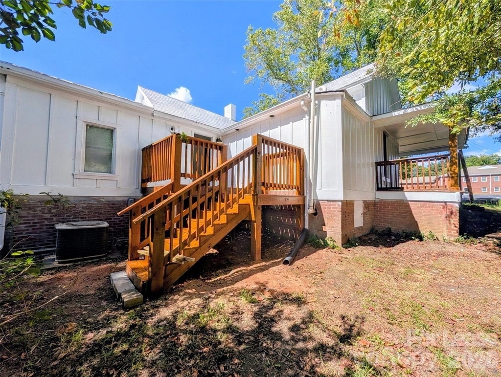 635 S Grove Street - Photo 10