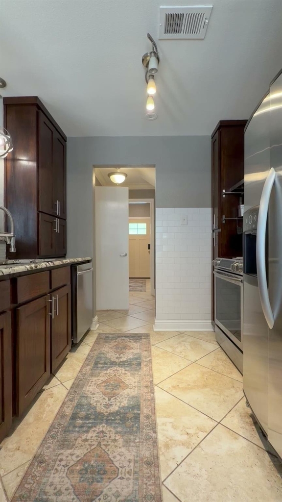 625 Trailwood Court - Photo 19