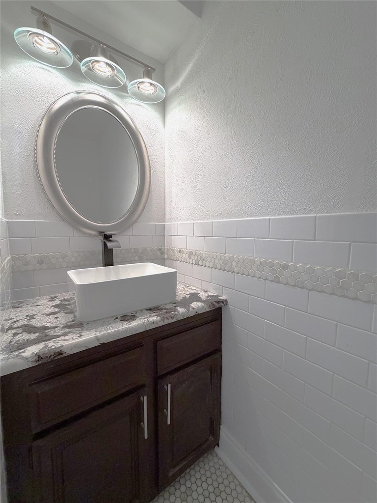 625 Trailwood Court - Photo 4