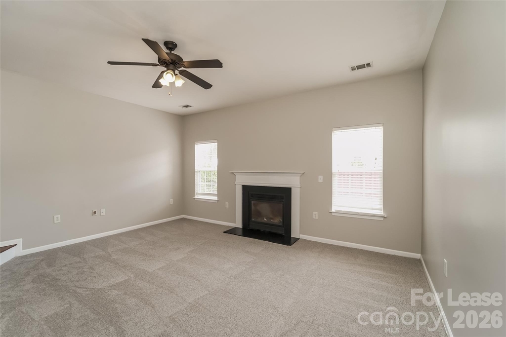 140 Dunnell Road - Photo 4