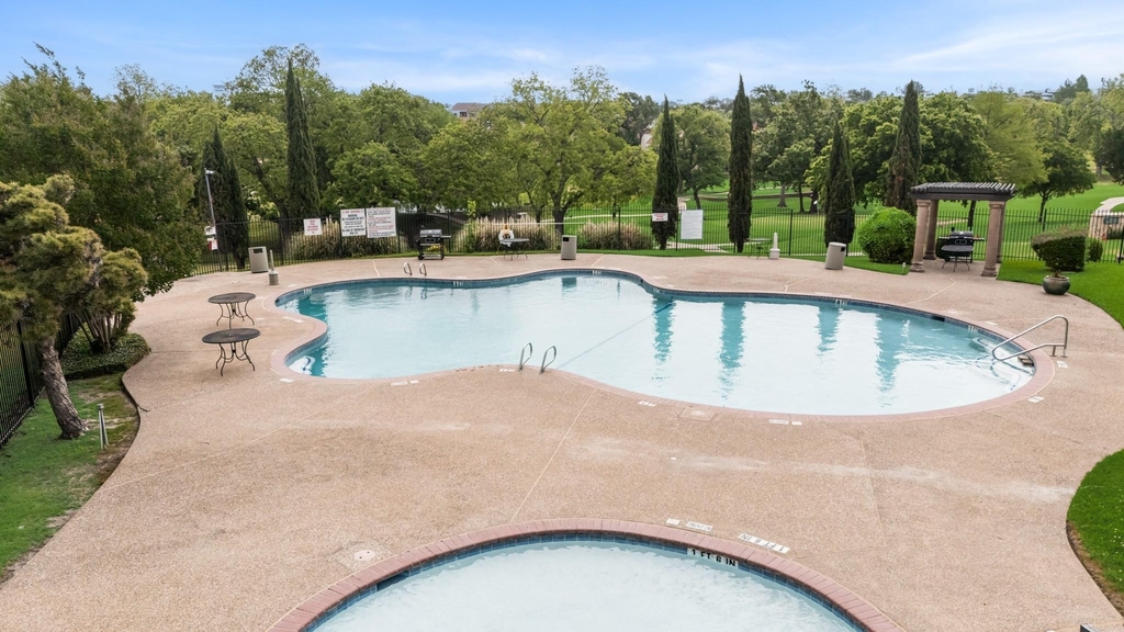 3326 Augusta Boulevard - Photo 32
