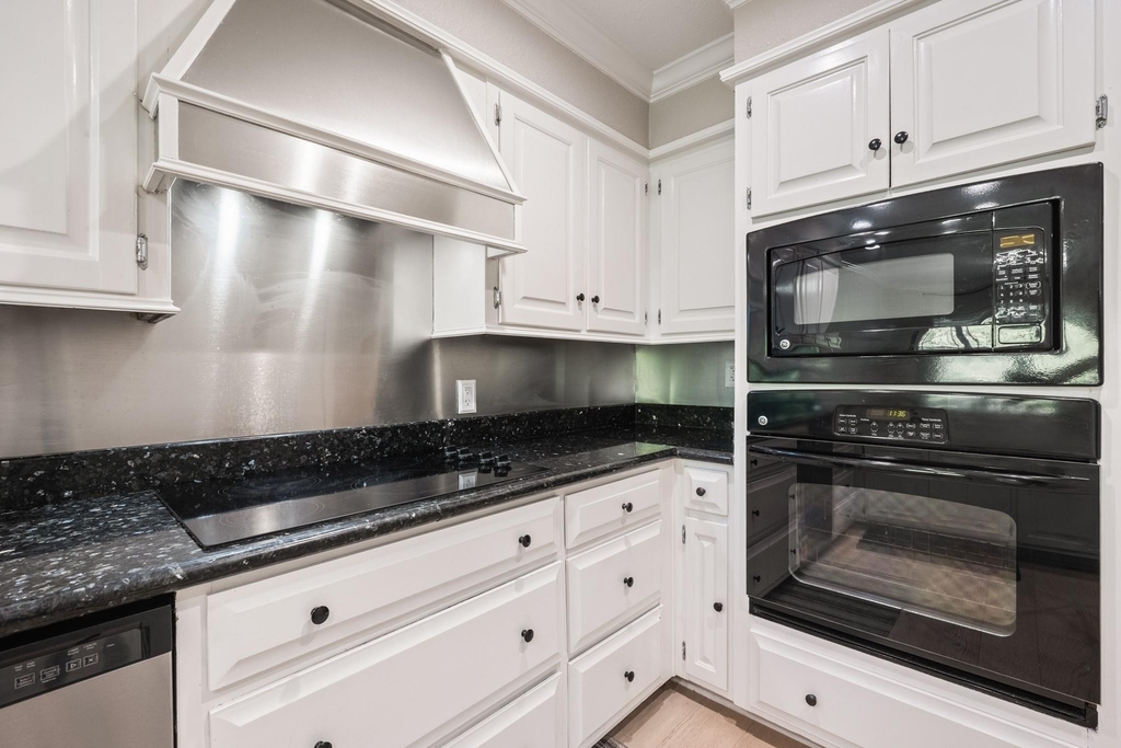3326 Augusta Boulevard - Photo 12