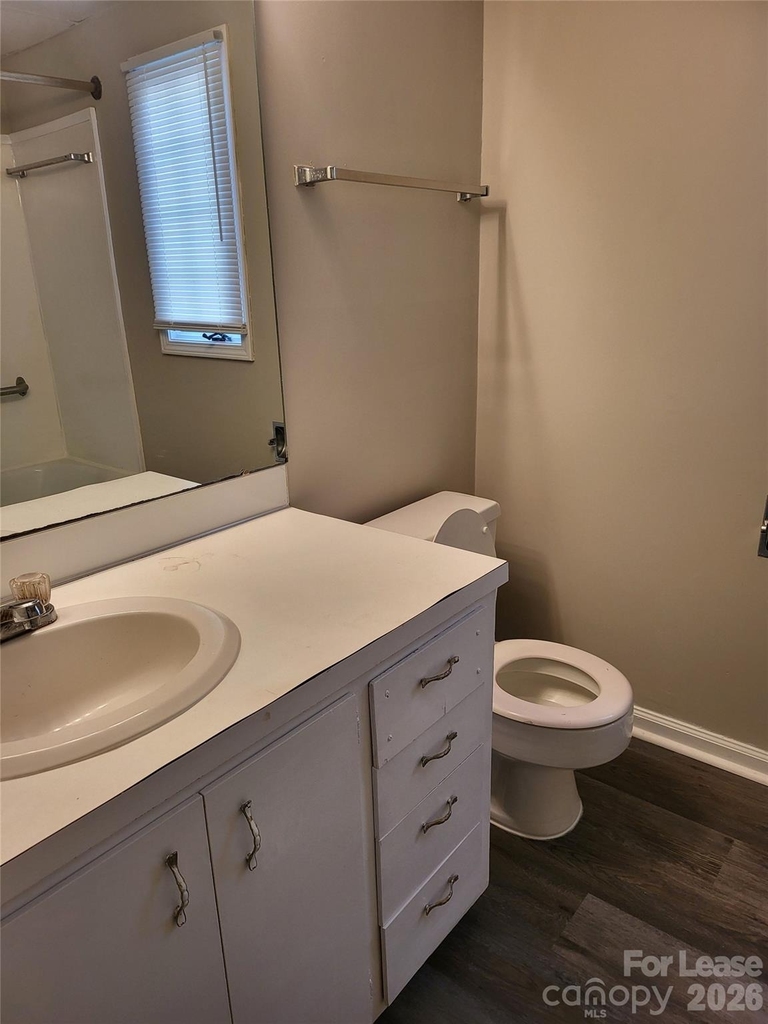451 Montgomery Avenue - Photo 11