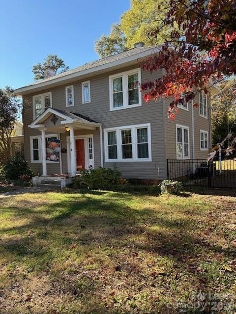 613 S York Street - Photo 2