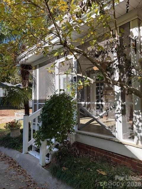 613 S York Street - Photo 41