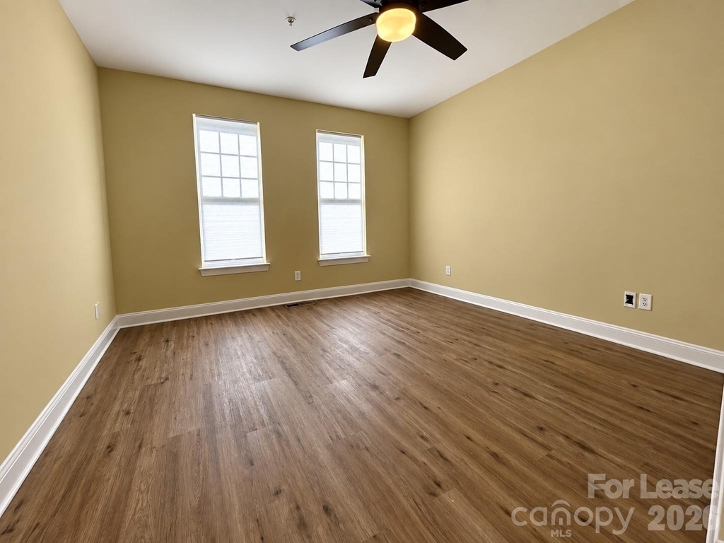6724 Mallard Park Drive - Photo 10