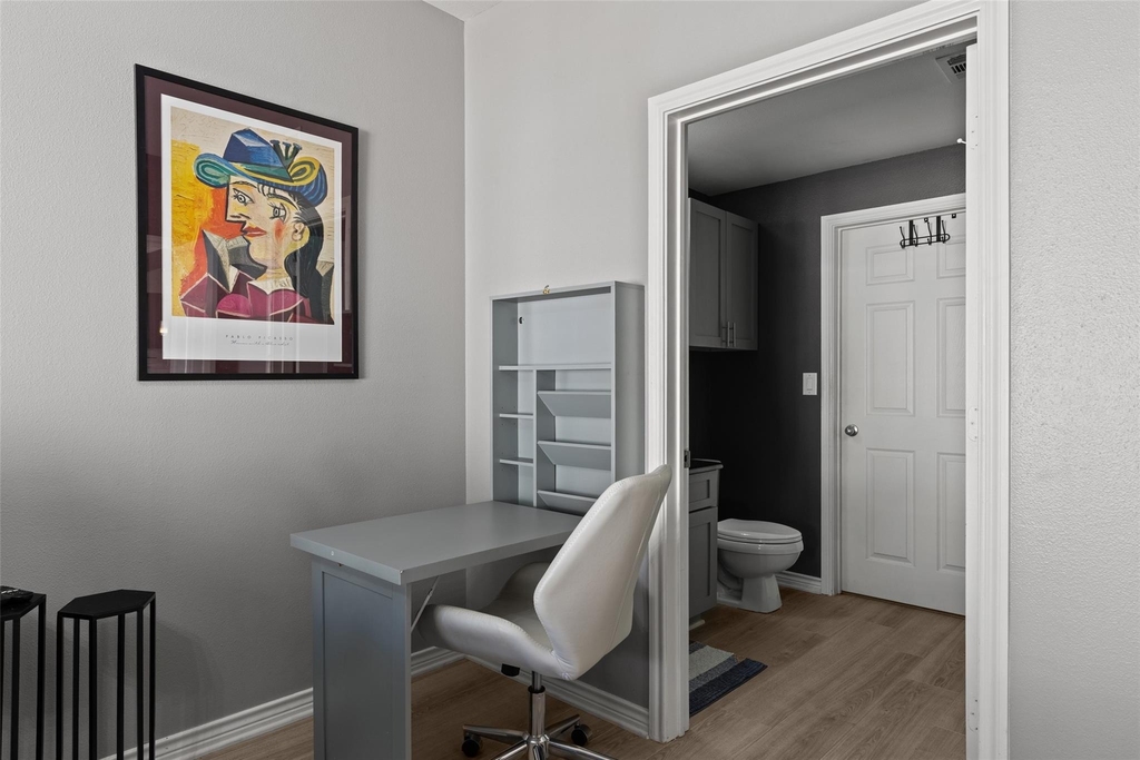 3102 Kings Road - Photo 9