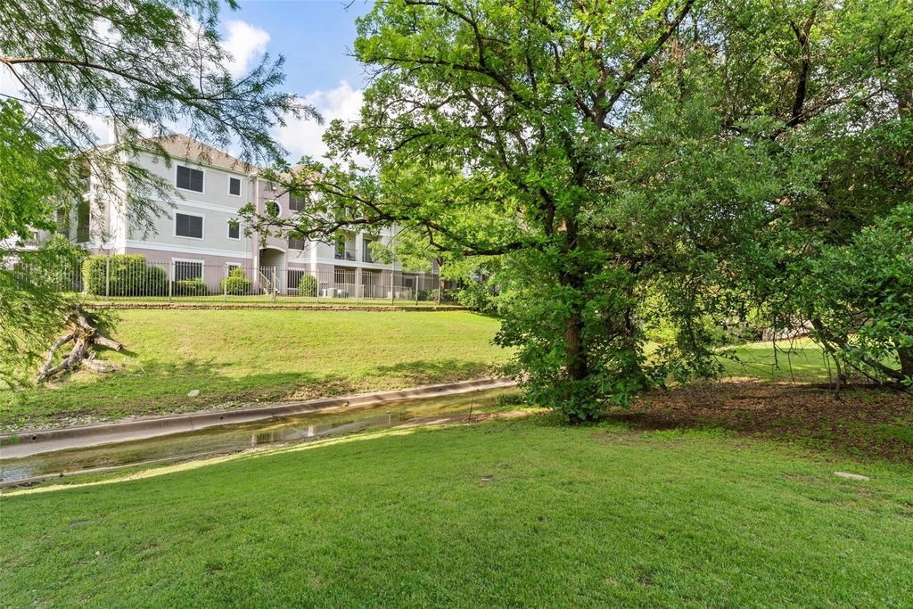 3102 Kings Road - Photo 23