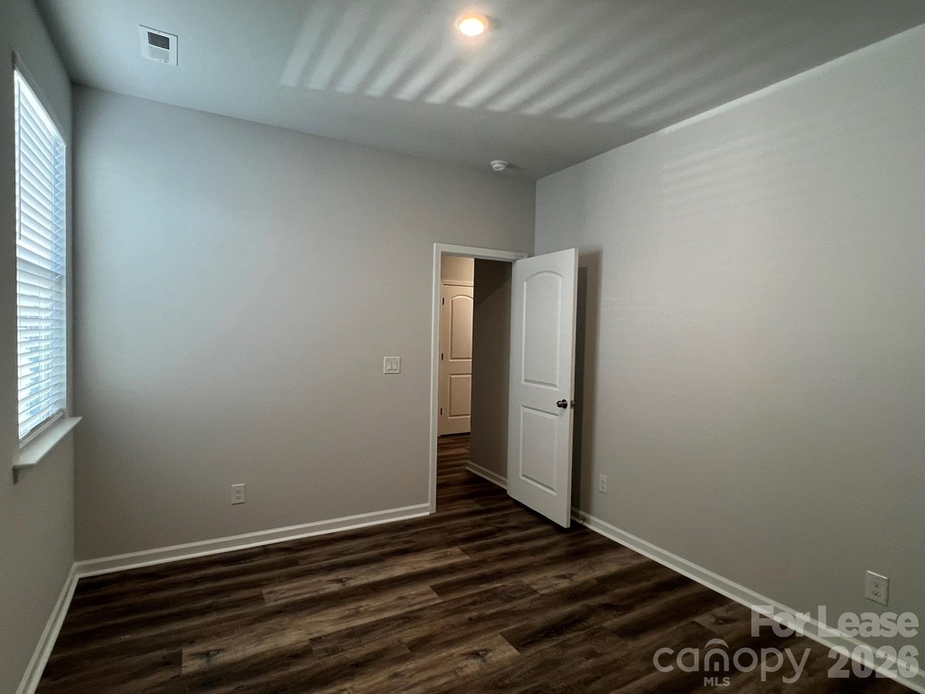 621 High Hill Drive - Photo 9