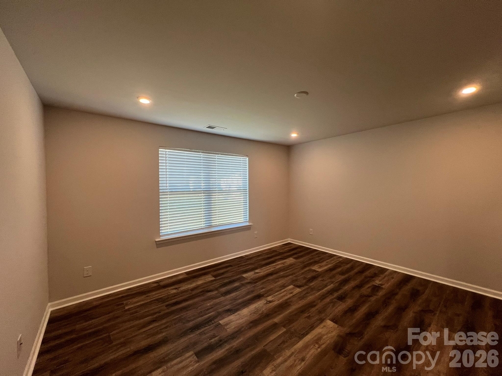 621 High Hill Drive - Photo 22