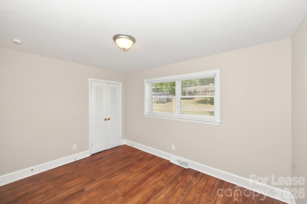 3814 Sheffield Drive - Photo 9