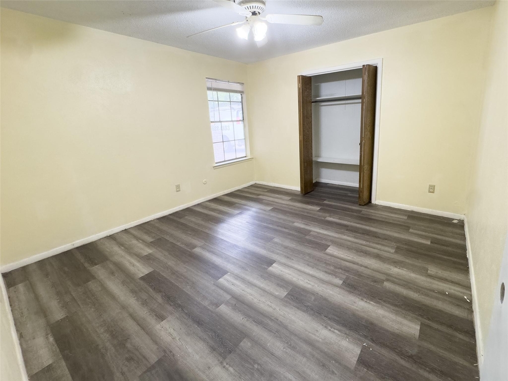 808 Warwick Street - Photo 10