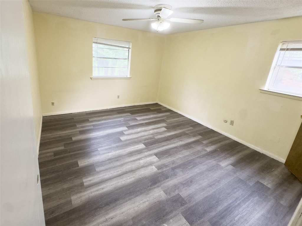 808 Warwick Street - Photo 7