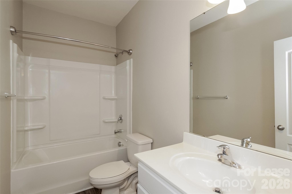 960 Joselynn Drive - Photo 13
