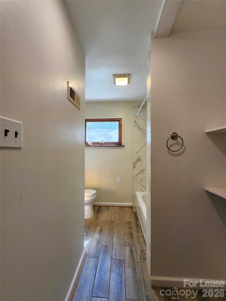 1621 Eastway Drive - Photo 12