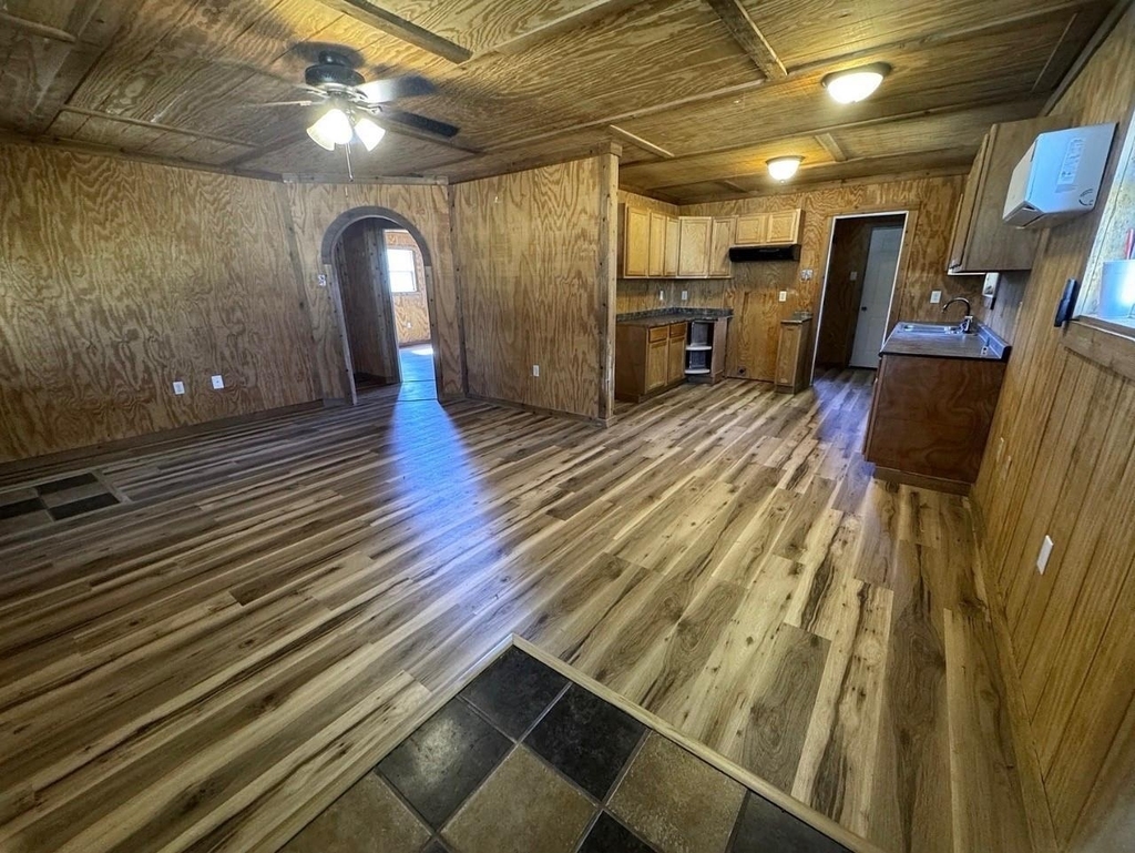 370 Private Road 4379 - Photo 1