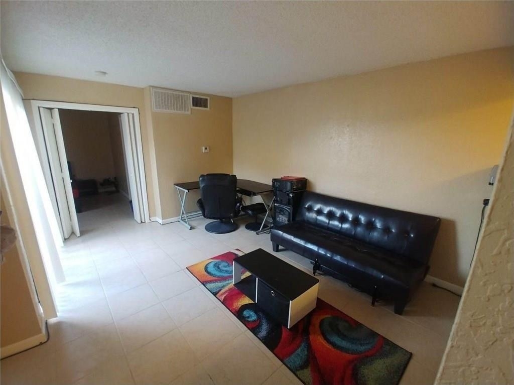 9811 Walnut Street - Photo 3