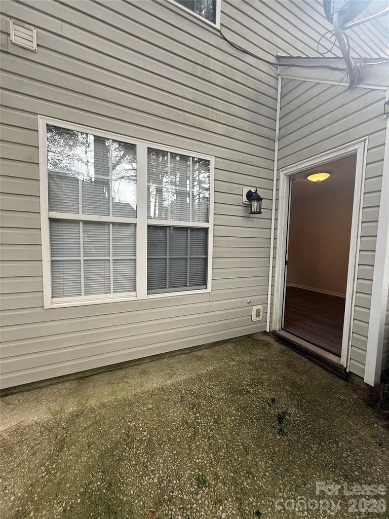 10281 University Park Lane - Photo 25
