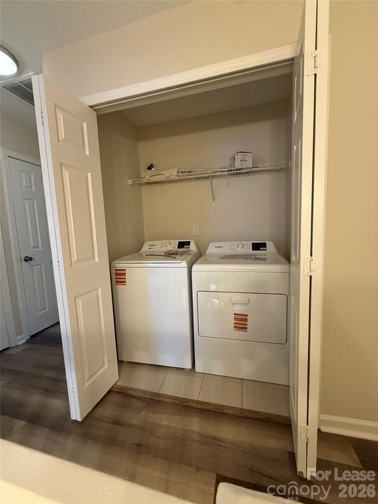 10281 University Park Lane - Photo 11
