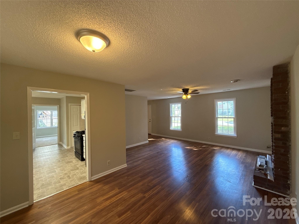 3505 Fortis Lane - Photo 4
