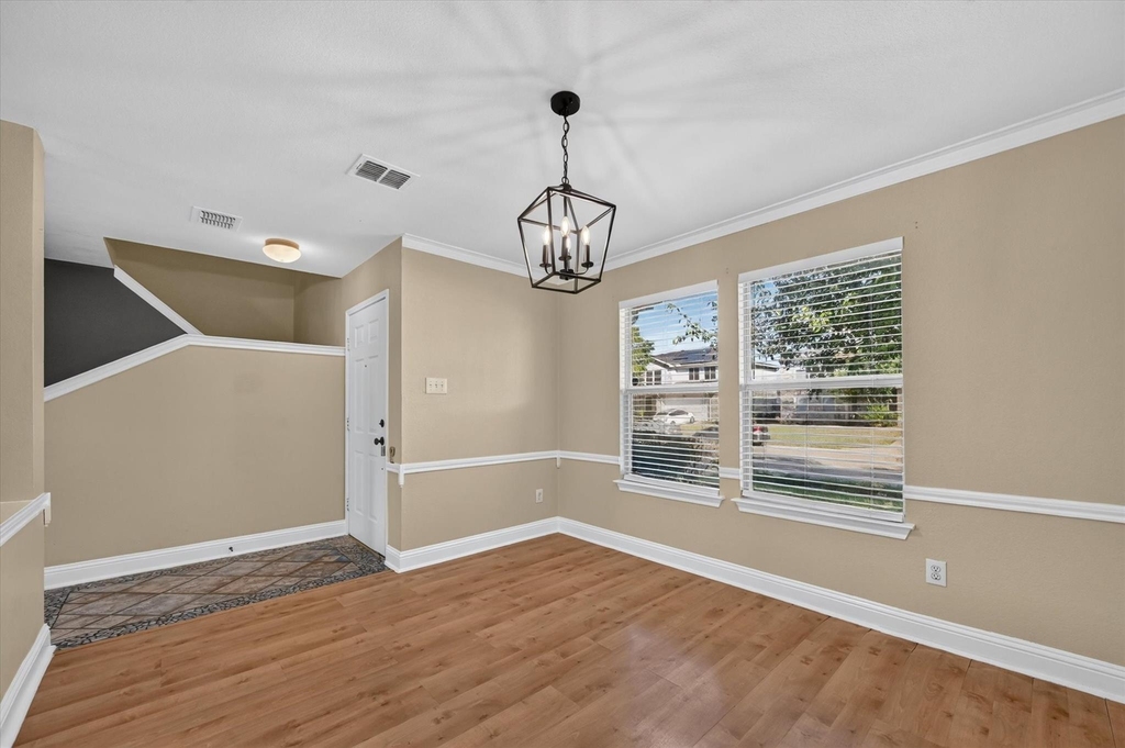 2613 Sundance Drive - Photo 2