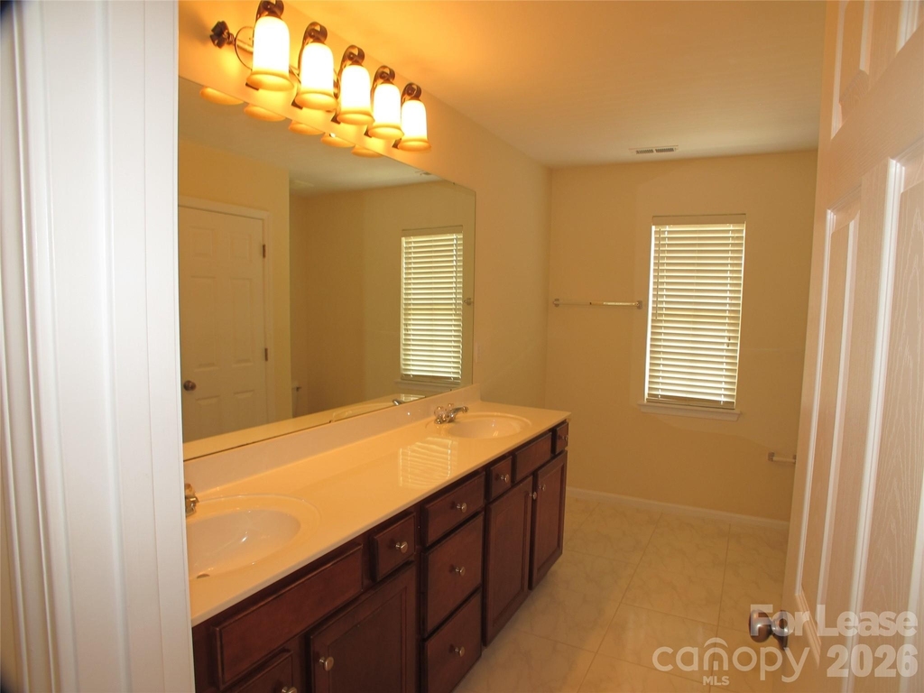 3012 Stevens Schultz Lane - Photo 9