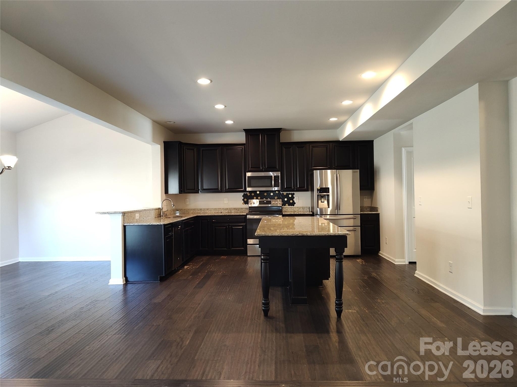 1737 Mill Creek Lane - Photo 3