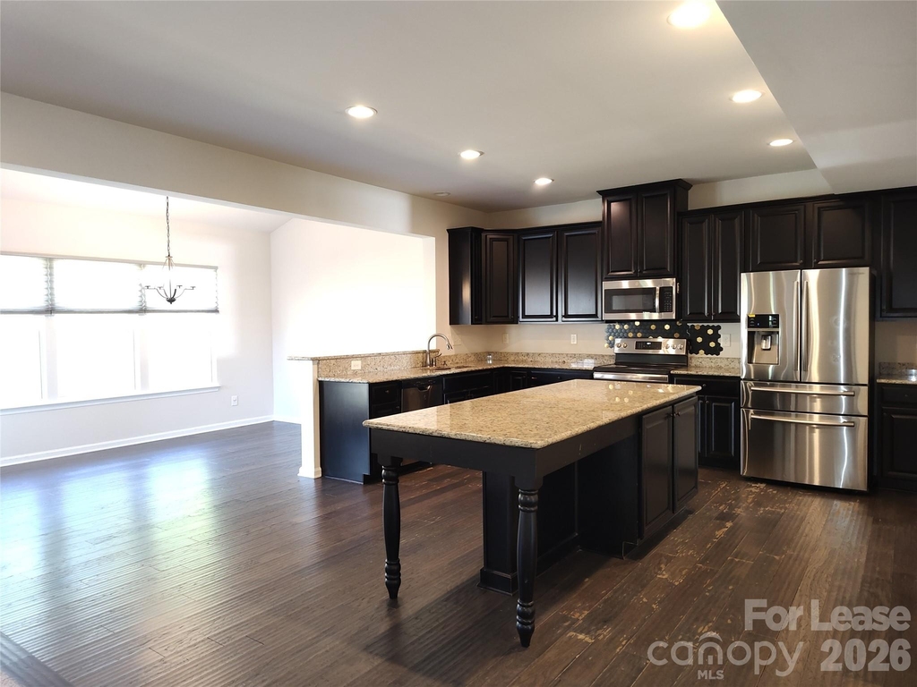 1737 Mill Creek Lane - Photo 2