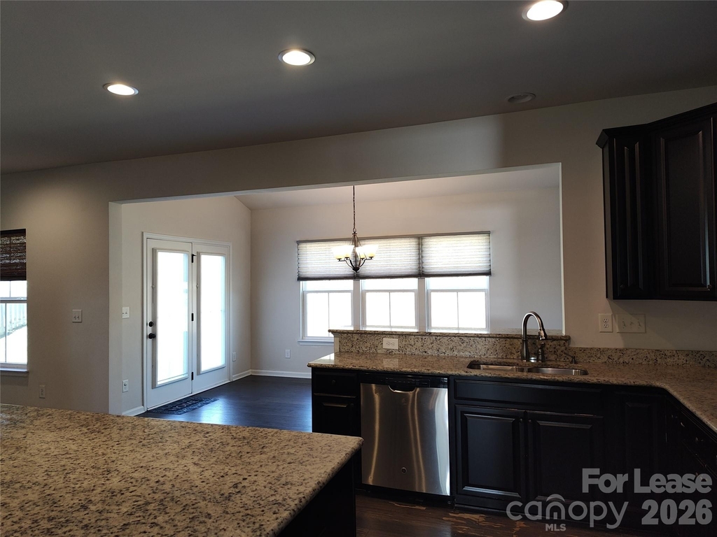 1737 Mill Creek Lane - Photo 4