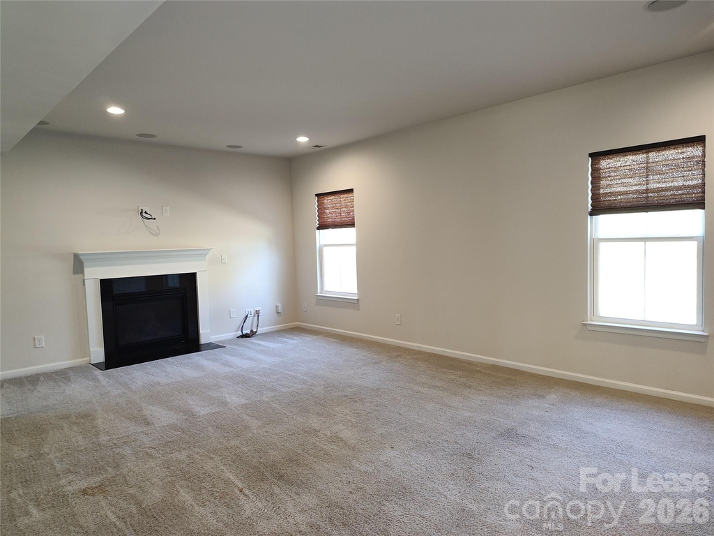 1737 Mill Creek Lane - Photo 7