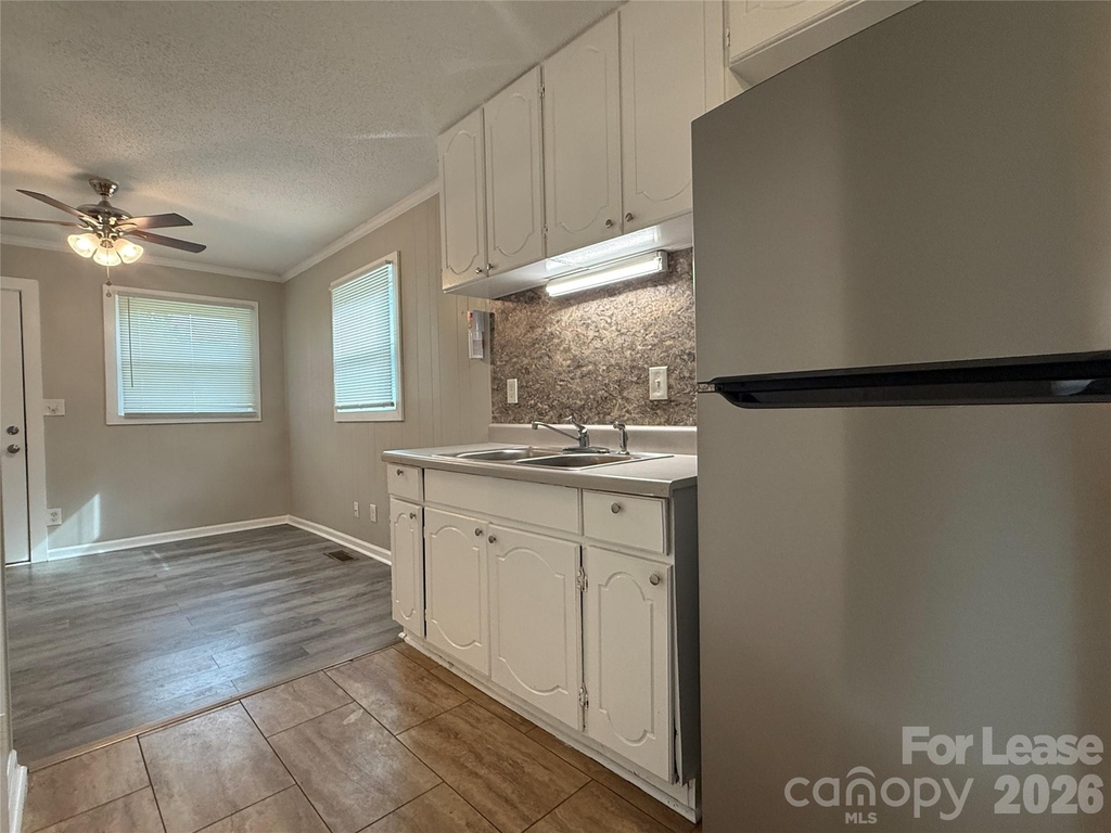 514 Wilson Street - Photo 7