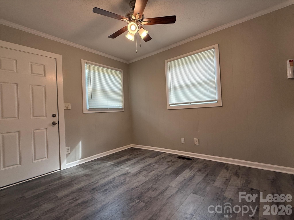 514 Wilson Street - Photo 3