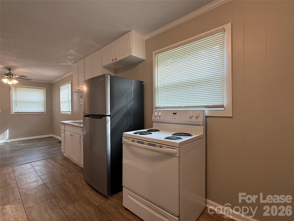 514 Wilson Street - Photo 8