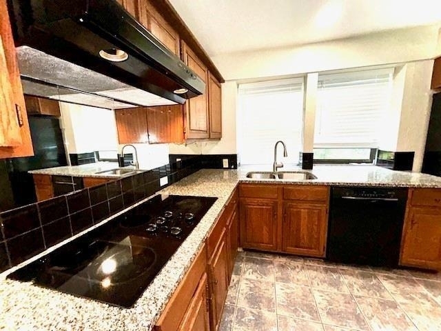 1103 L Avenue - Photo 8