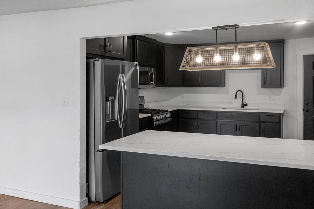 1613 Irwin Lane - Photo 3