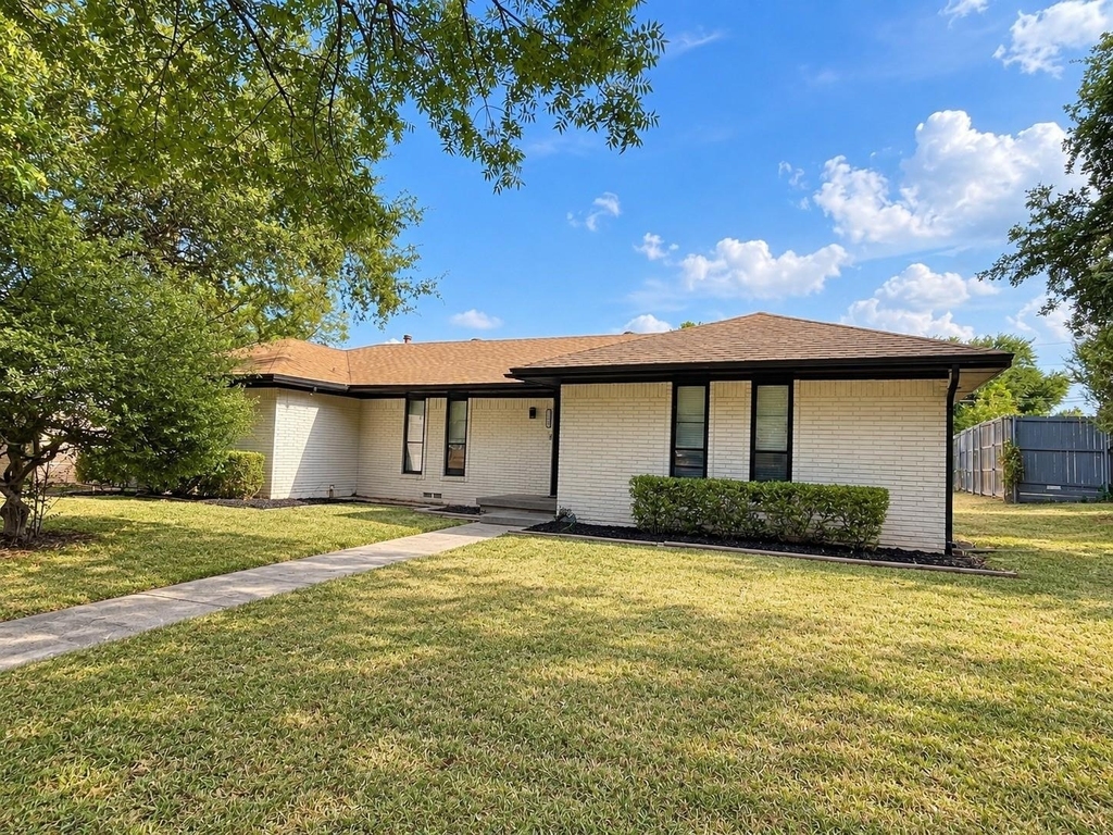 2404 Kentfield Lane - Photo 17