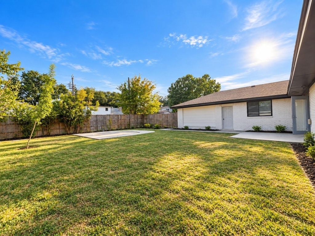 2404 Kentfield Lane - Photo 18
