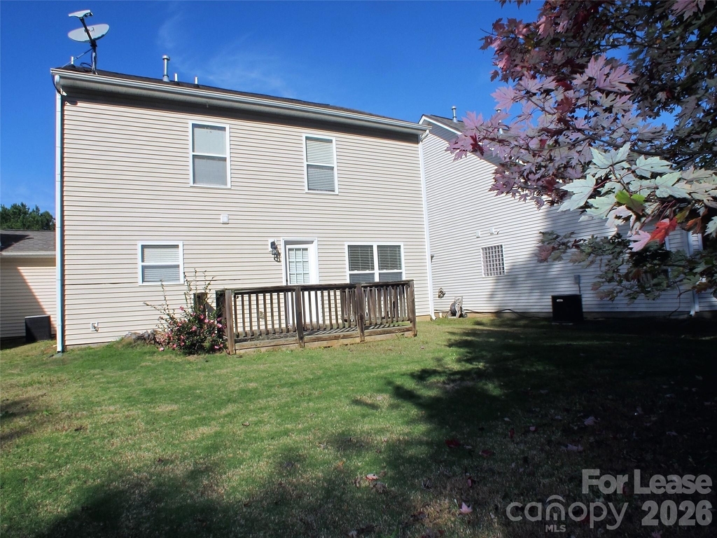 11701 Village Pond Drive - Photo 18