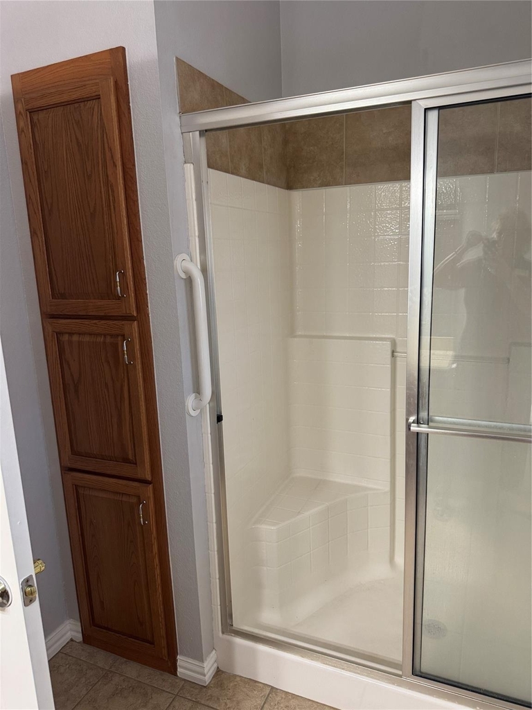 1006 Teresa Court - Photo 7