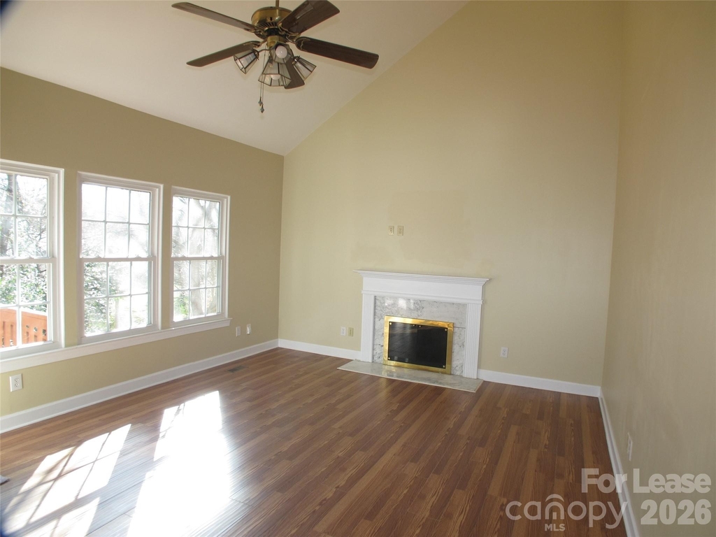 6532 Outer Bridge Lane - Photo 10