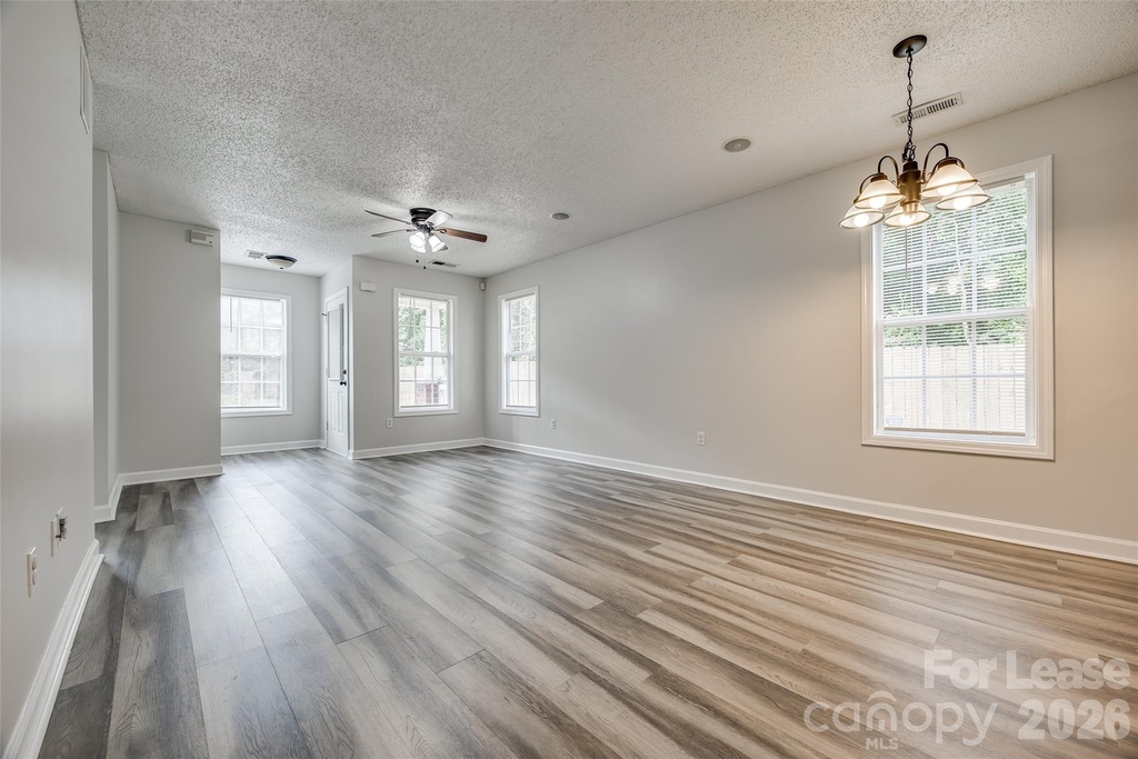 1316 Dan Drive - Photo 5