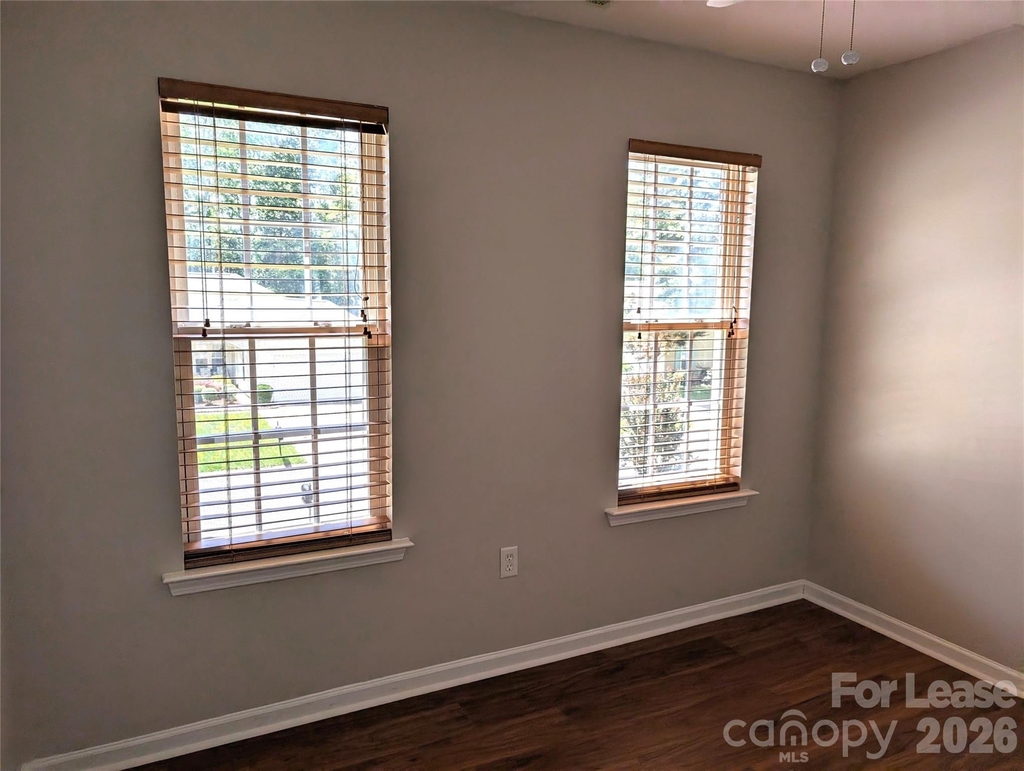 9935 Redbud Tree Court - Photo 15