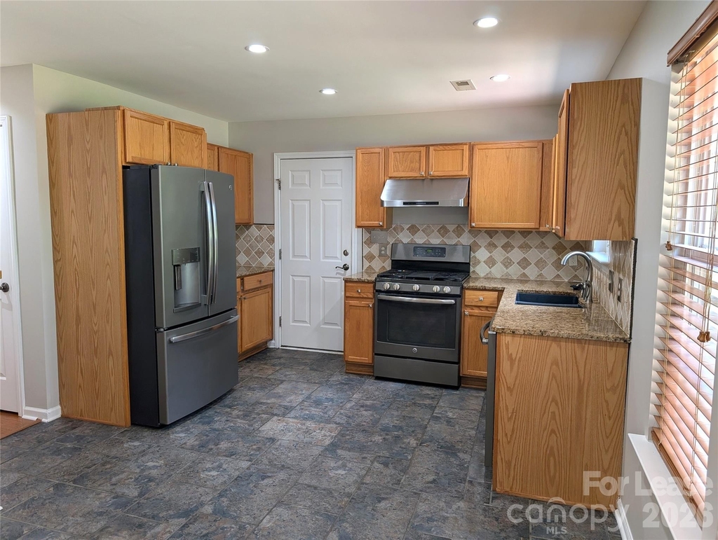 9935 Redbud Tree Court - Photo 2