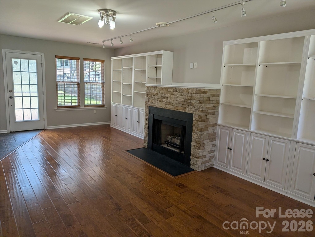 9935 Redbud Tree Court - Photo 8