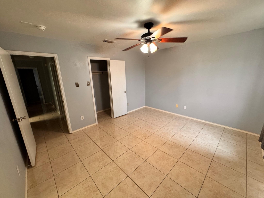 4470 Falls Drive - Photo 16