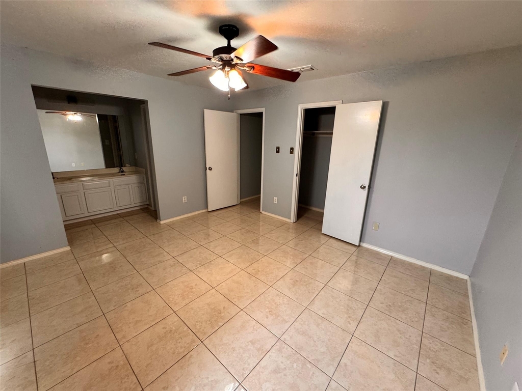 4470 Falls Drive - Photo 14